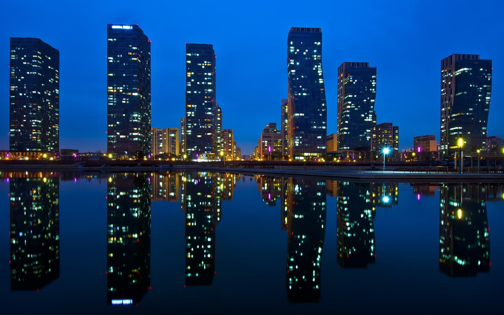 “西甲名将纷纷发威，助推球队冲刺”，西甲老将